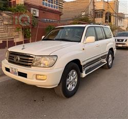 تۆیۆتا لاند کروزەر